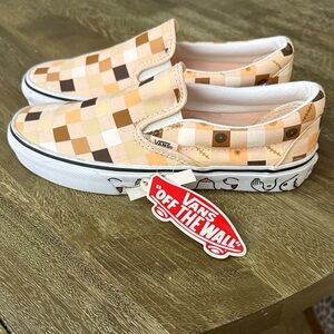 RARE Vans Breast Cancer Awareness Slip-On Sneakers - Size 6. Never worn